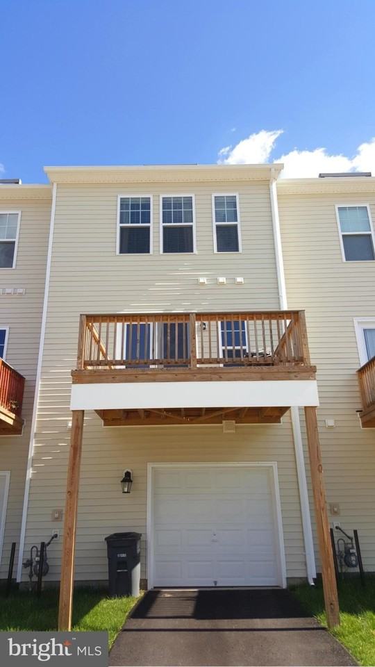 21725 Pagoda Ter - Photo 2 of 30