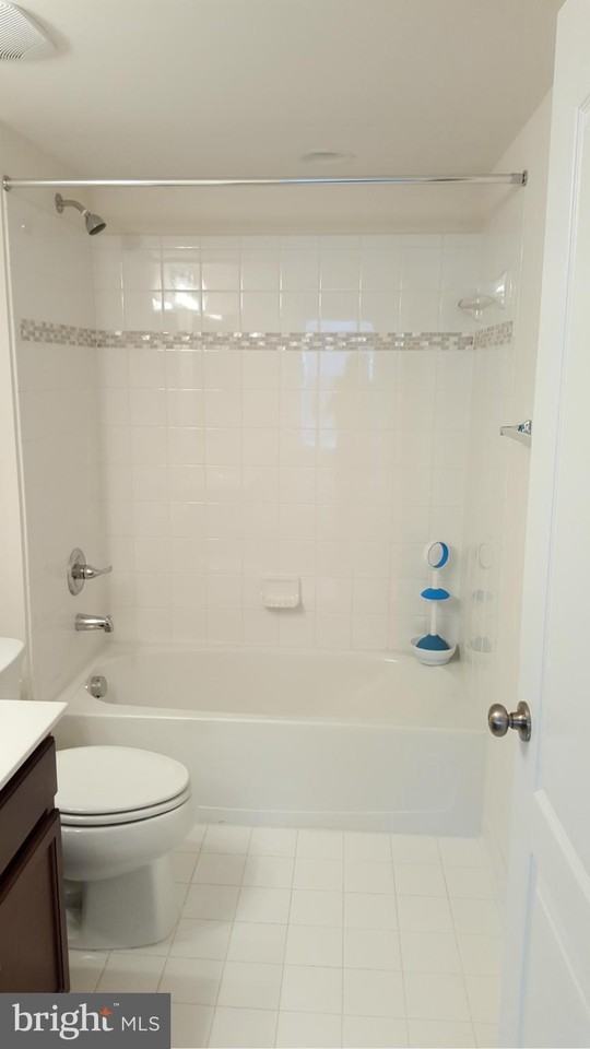 21725 Pagoda Ter - Photo 7 of 30