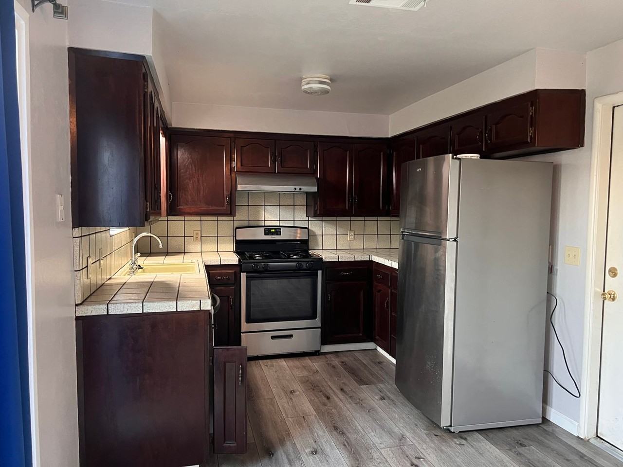 808 N West St - Photo 2 of 15