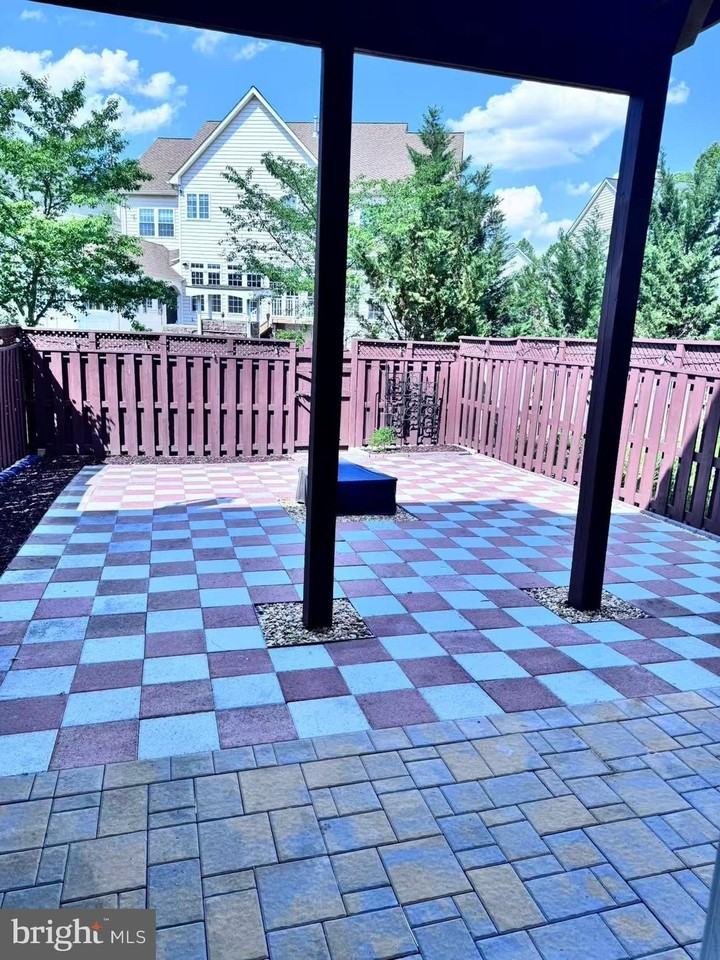 41818 Diabase Sq - Photo 4 of 21