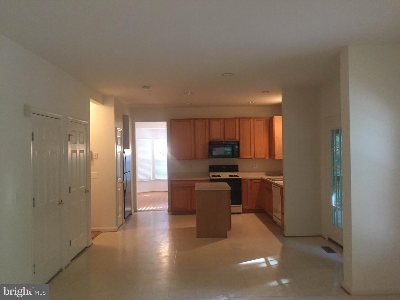 5641 Eppes Island Pl - Photo 3 of 6