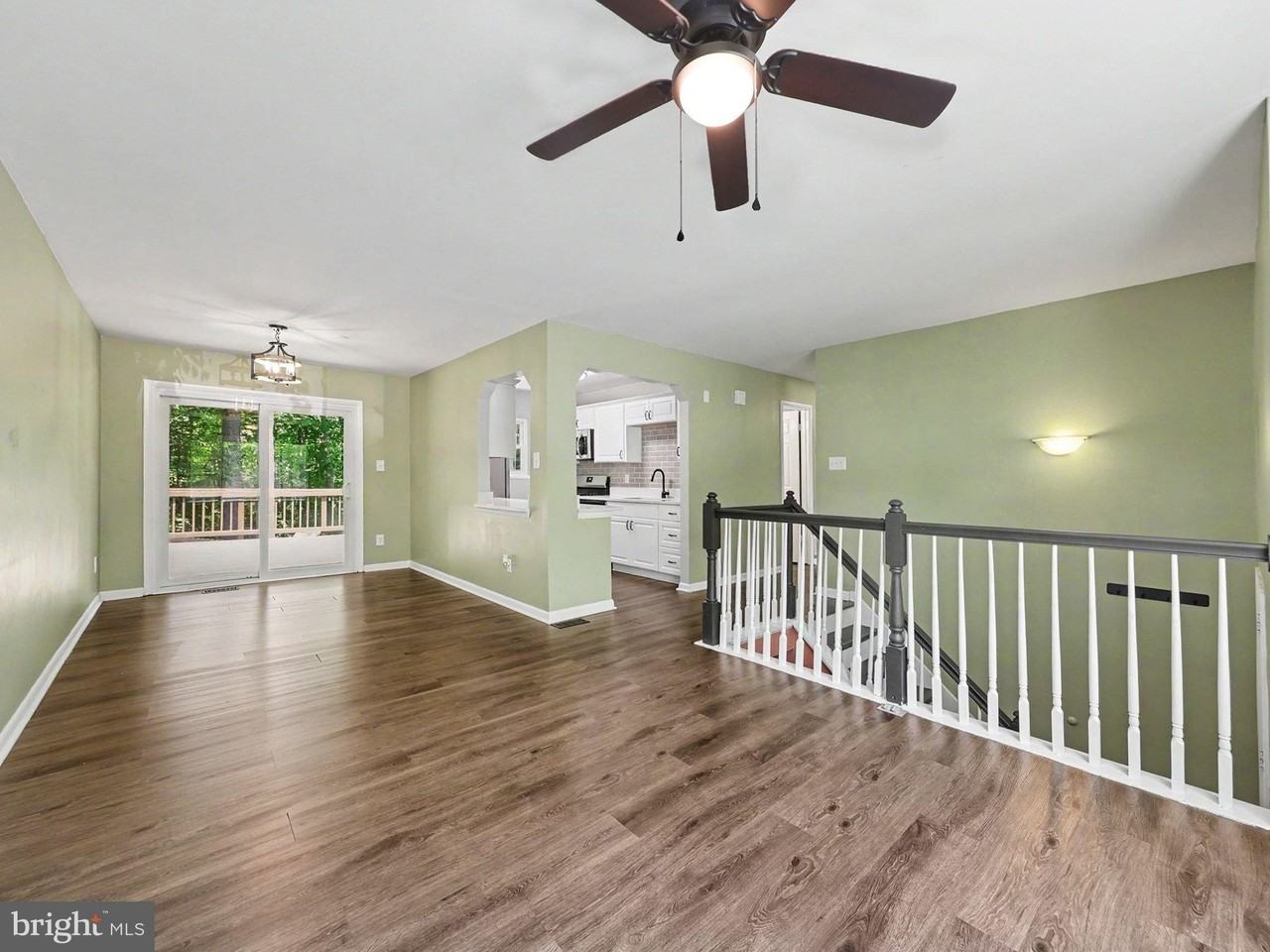 5570 Rowser Dr - Photo 4 of 29