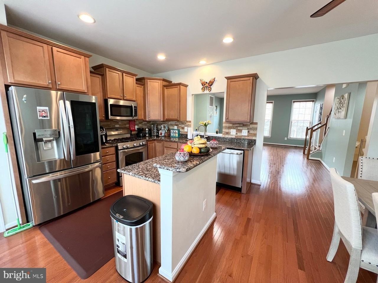 1604 Sebring Ct - Photo 2 of 35