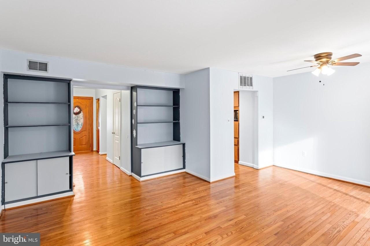 2053 Mayflower Dr - Photo 5 of 50