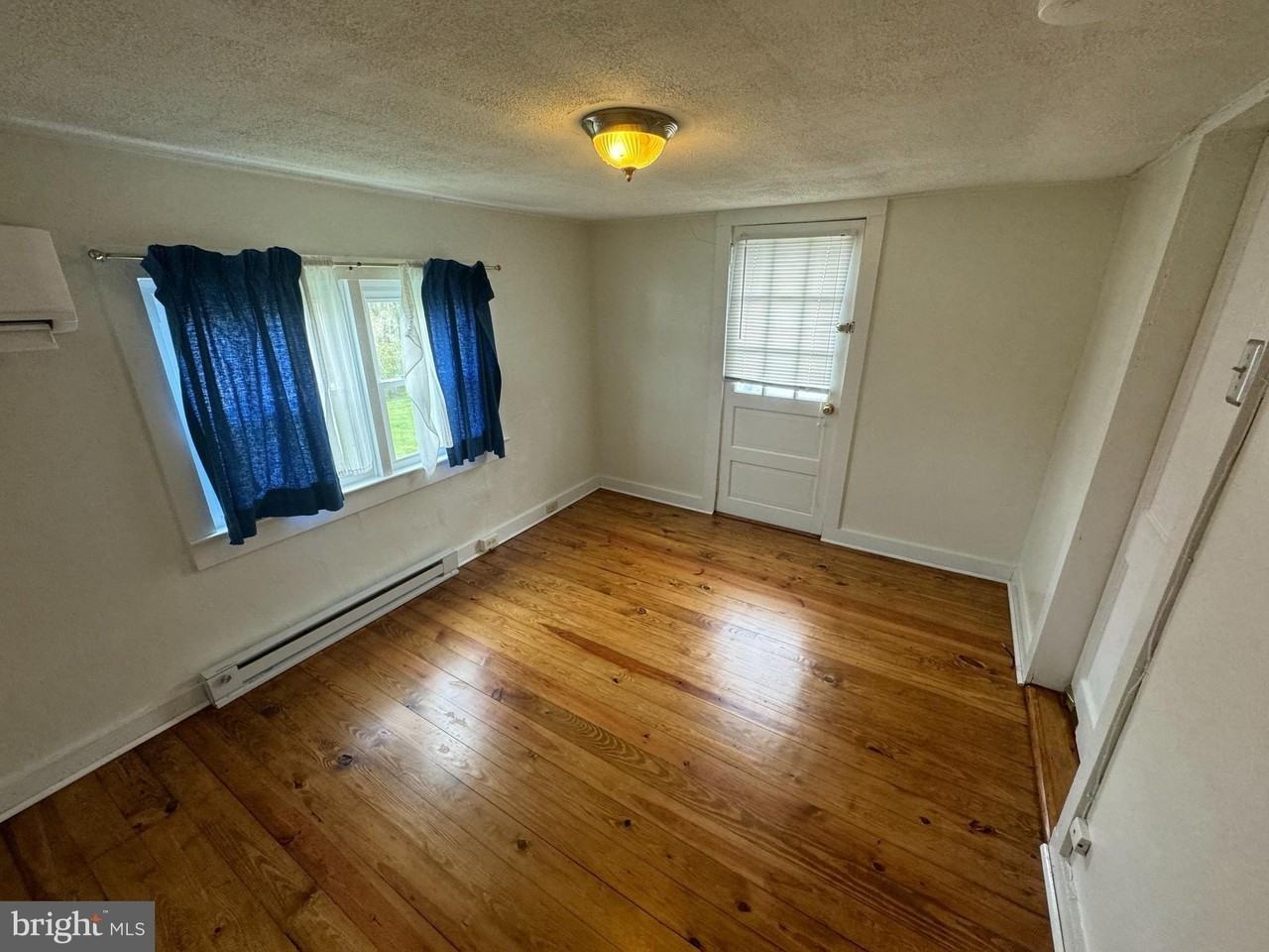 430 W High St - Photo 7 of 26