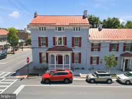 featured image of 142 N Washington St #7