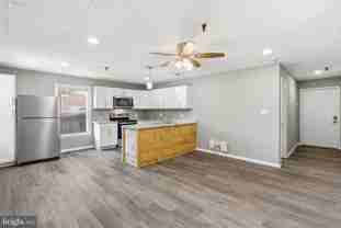 1725 Henry Ave #101 - Photo 1 of 1