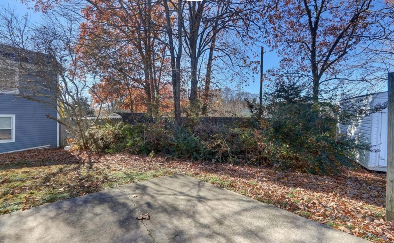 610 Pisgah Church Rd - Photo 6 of 25