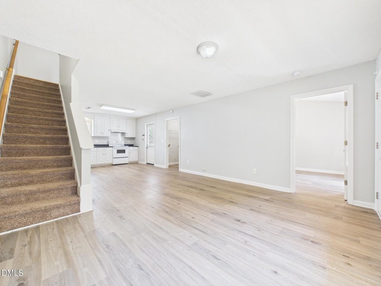 17 Brantley Cir - Photo 6 of 43