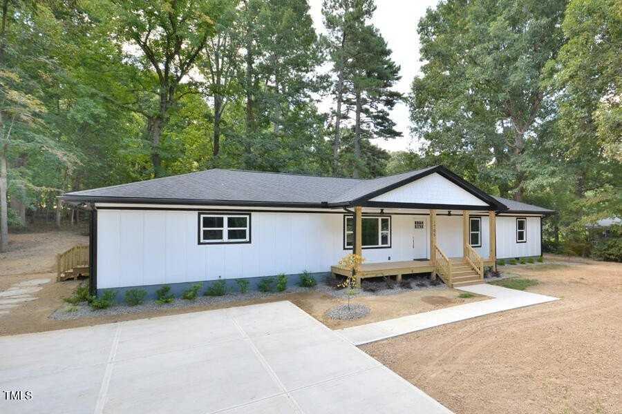 1705 Mason Rd - Photo 4 of 45