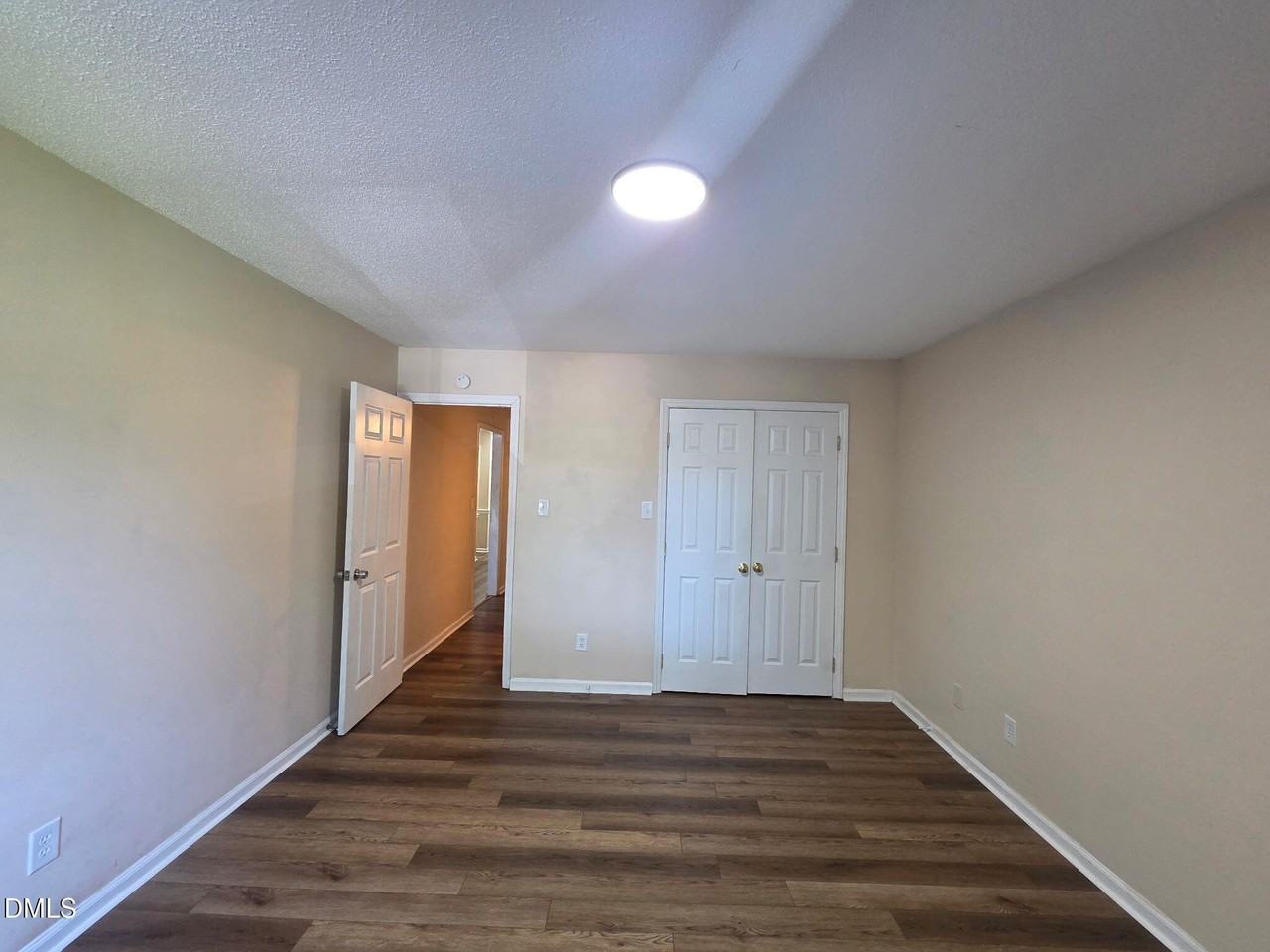 906 W Chatham St - Photo 6 of 14