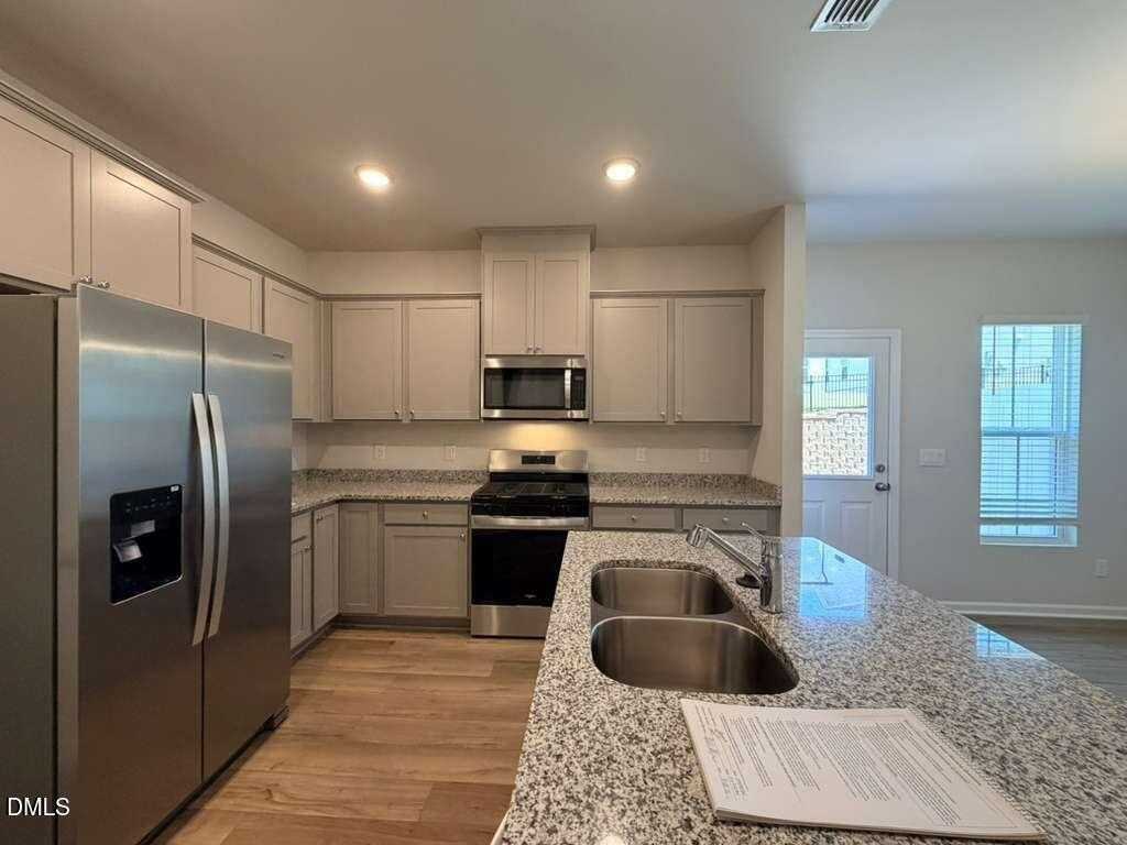 5024 Reader Way - Photo 7 of 26
