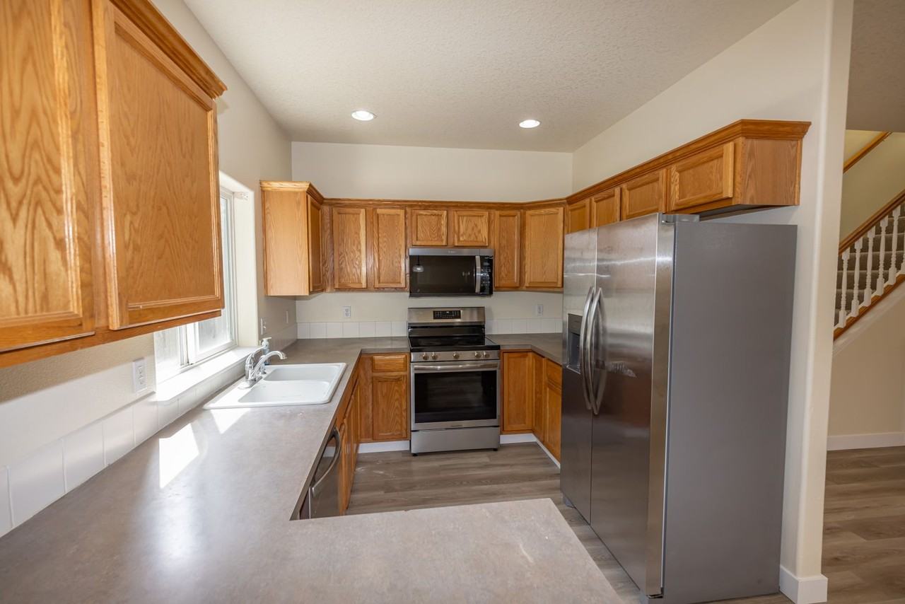 13815 Ne 63rd St - Photo 5 of 19
