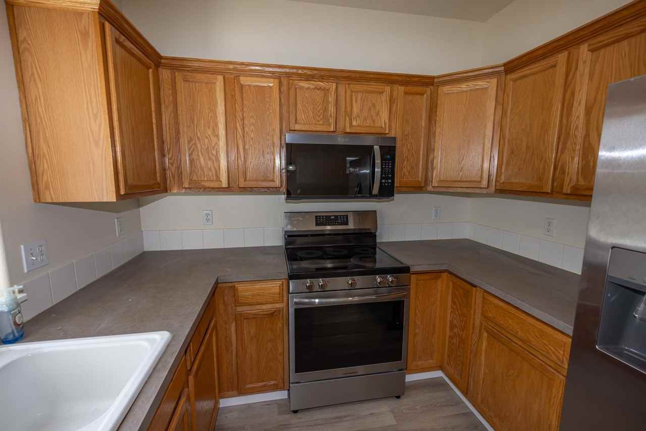 13815 Ne 63rd St - Photo 6 of 19