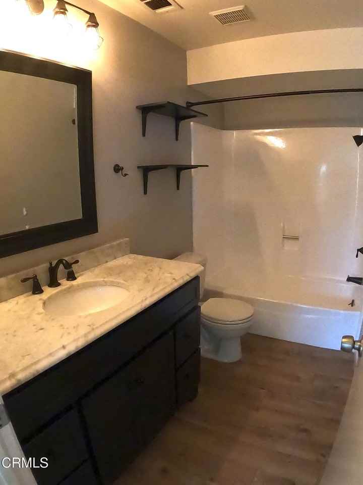 491 Harbor Lights Ln - Photo 7 of 16