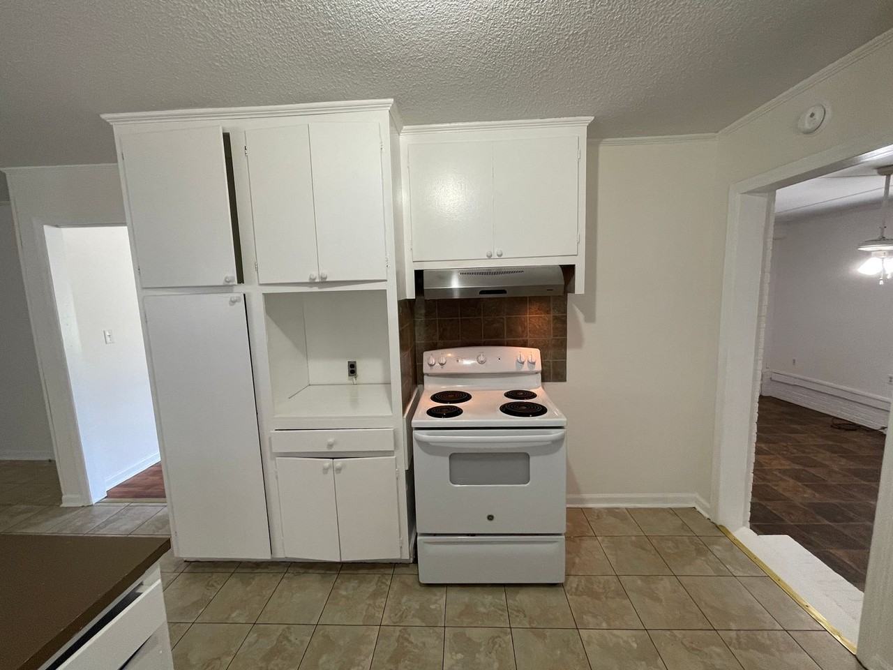 2026 S Morgan St - Photo 5 of 17