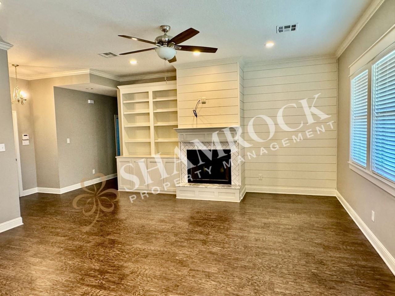 10305 T Bury Ln - Photo 2 of 17