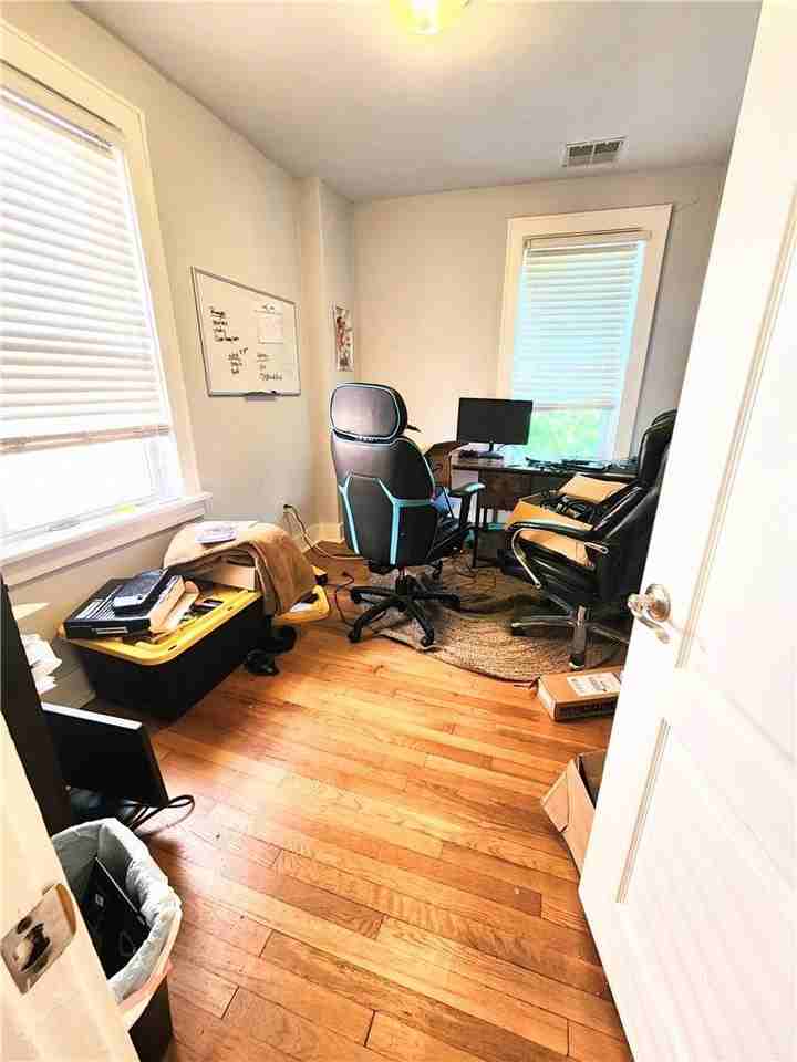 6533 Rosemoor St - Photo 6 of 9