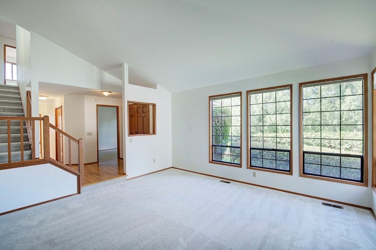 1736 229th Ave Ne - Photo 7 of 39