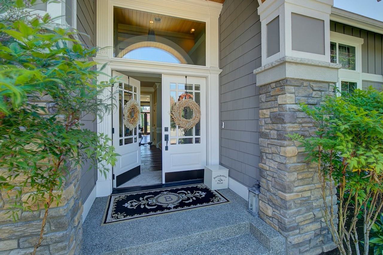 950 211th Pl Se - Photo 4 of 40