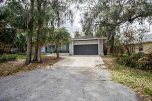 featured image of 1321 Myrtle Dr