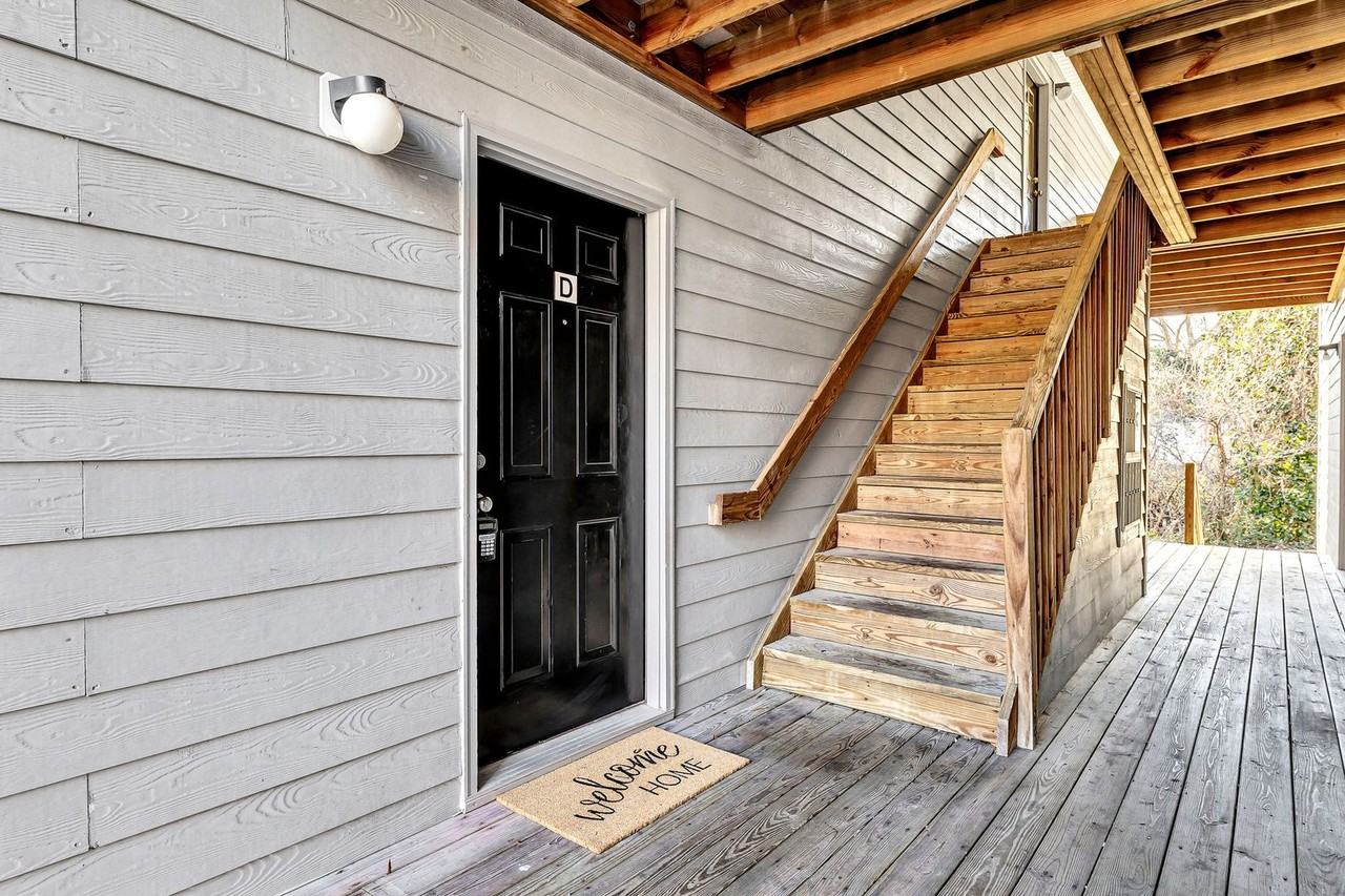 1911 Walker Ave #D - Photo 2 of 20