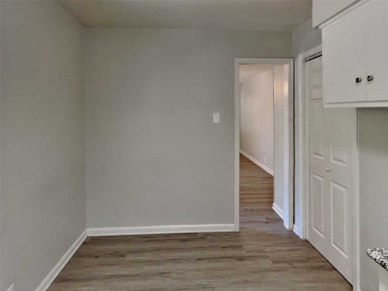 808 Laguna Dr - Photo 5 of 17
