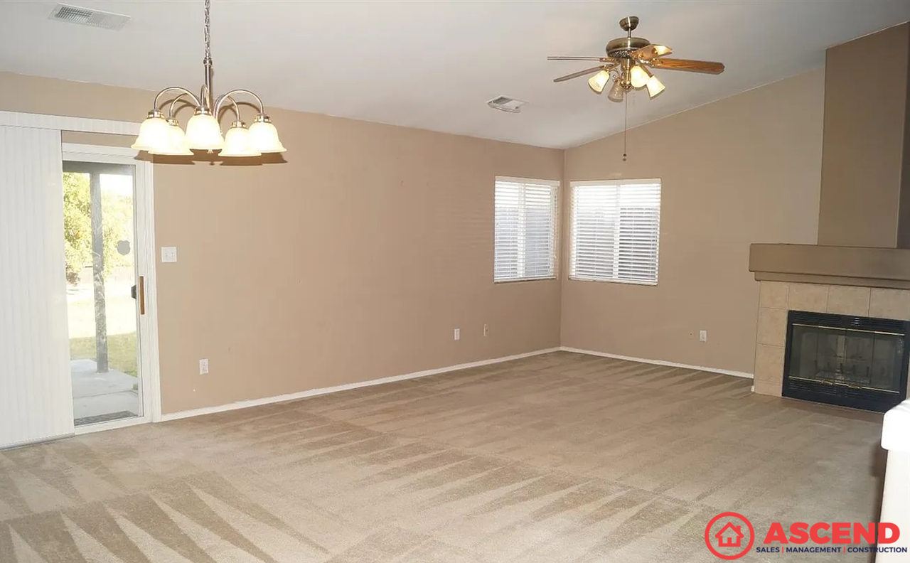 9722 Battersea Park Dr - Photo 5 of 8