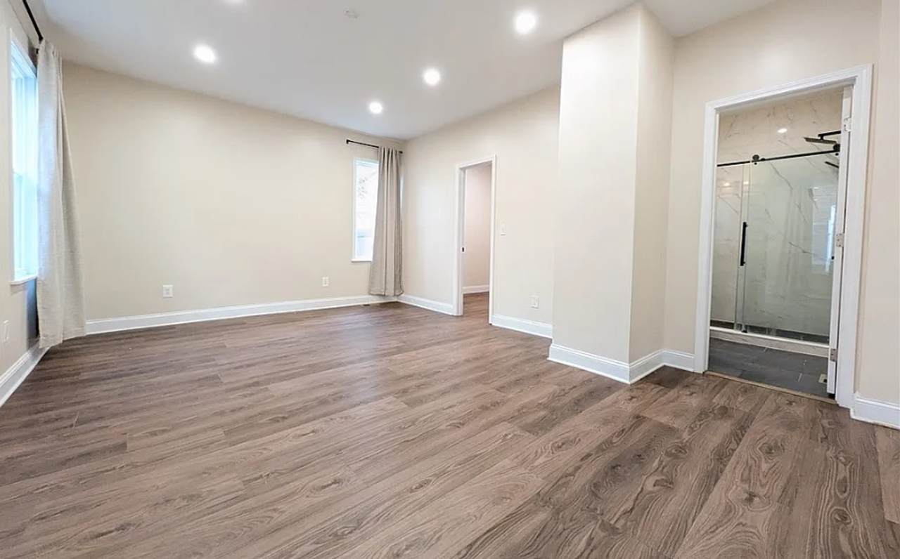 1911 Corning Ave - Photo 6 of 14