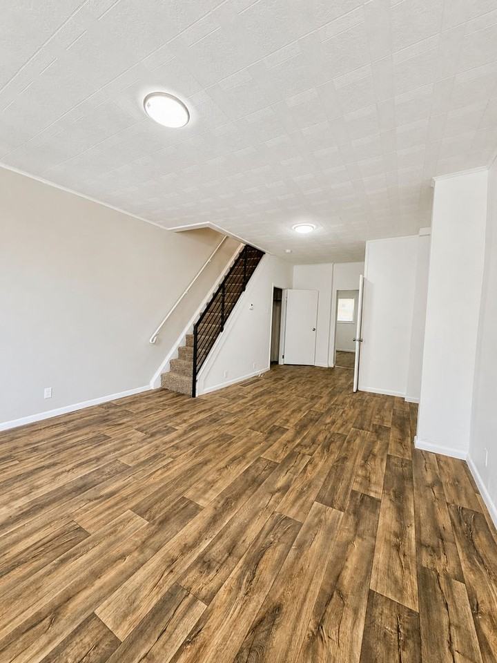 2057 Granite St - Photo 3 of 31