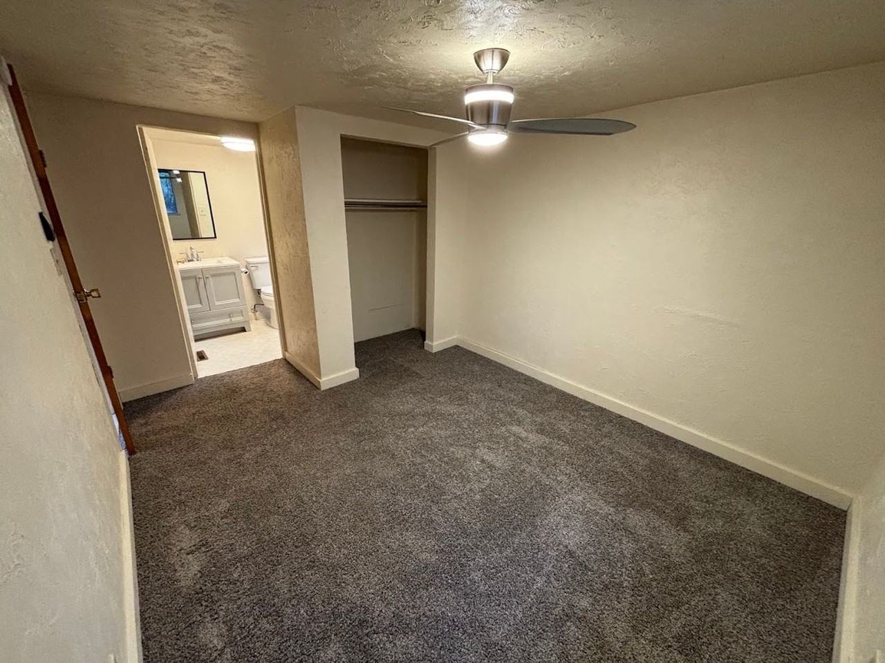 37 Delaware Rd - Photo 6 of 24
