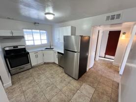 15-35 N. Longfellow Avenue - Photo 1 of 1