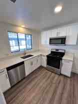 15-35 N. Longfellow Avenue - Photo 1 of 1