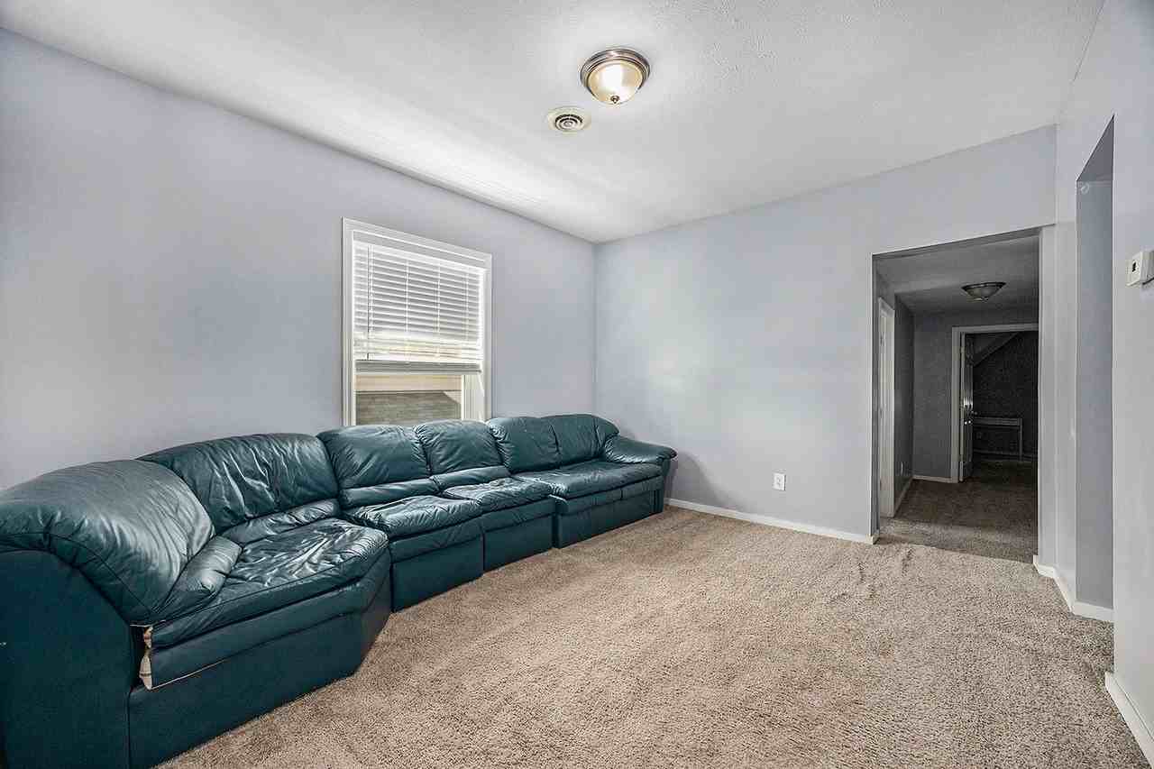 329 Ann St Ne - Photo 3 of 17