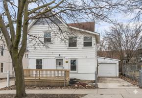 featured image of 112 Fairbanks St Ne