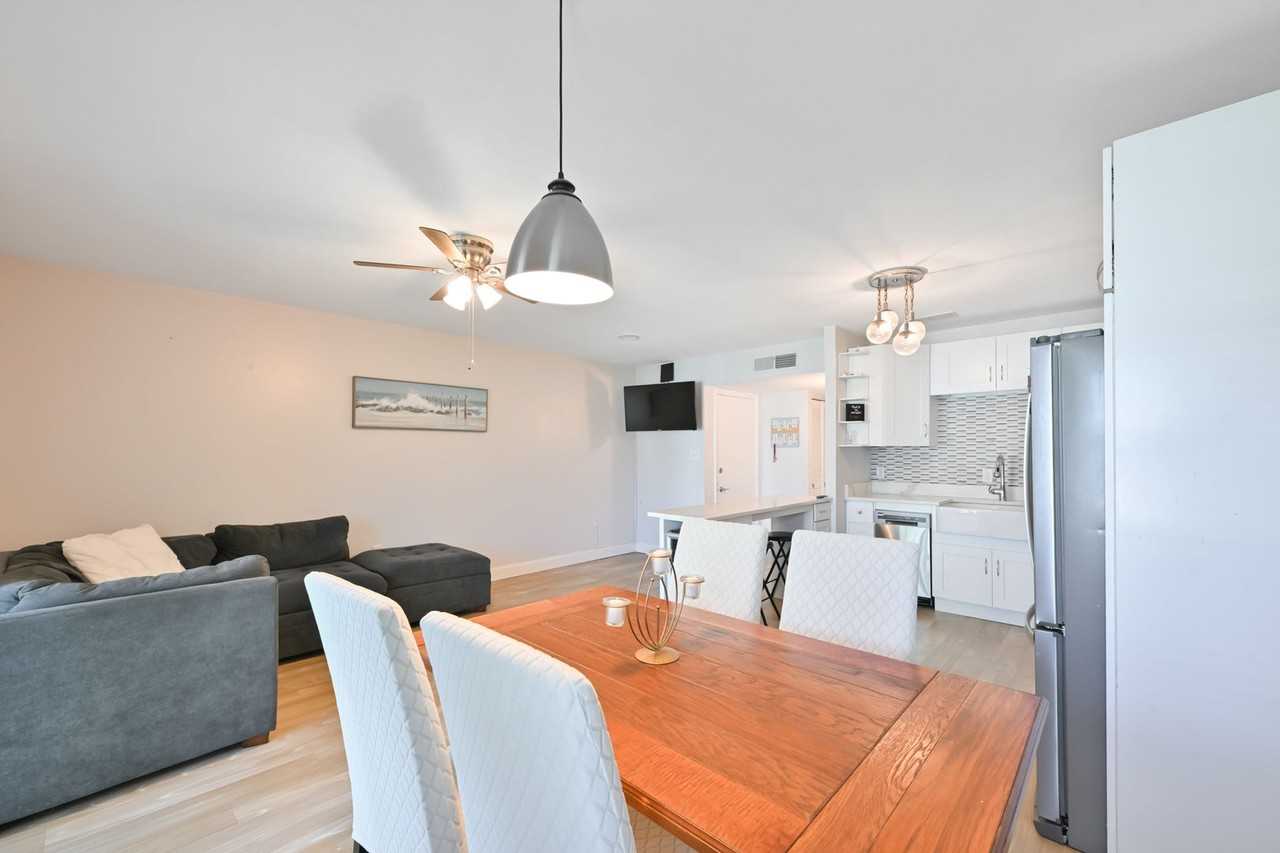 237 S Mcmullen Booth Rd #50 - Photo 6 of 28