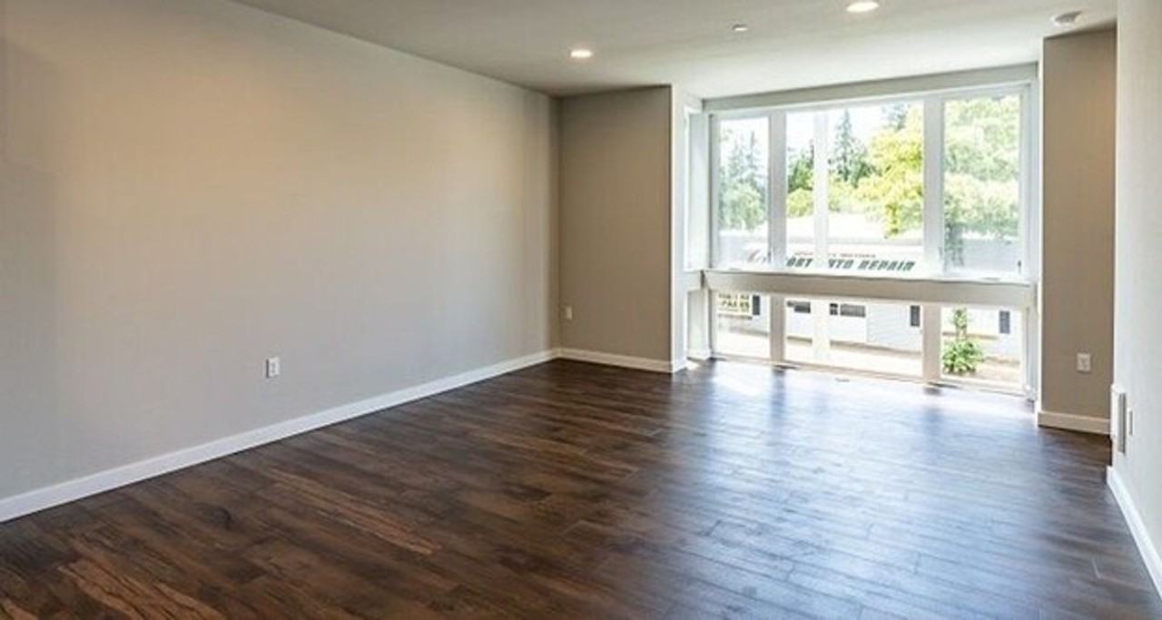 12510 5th Ave Ne - Photo 3 of 24