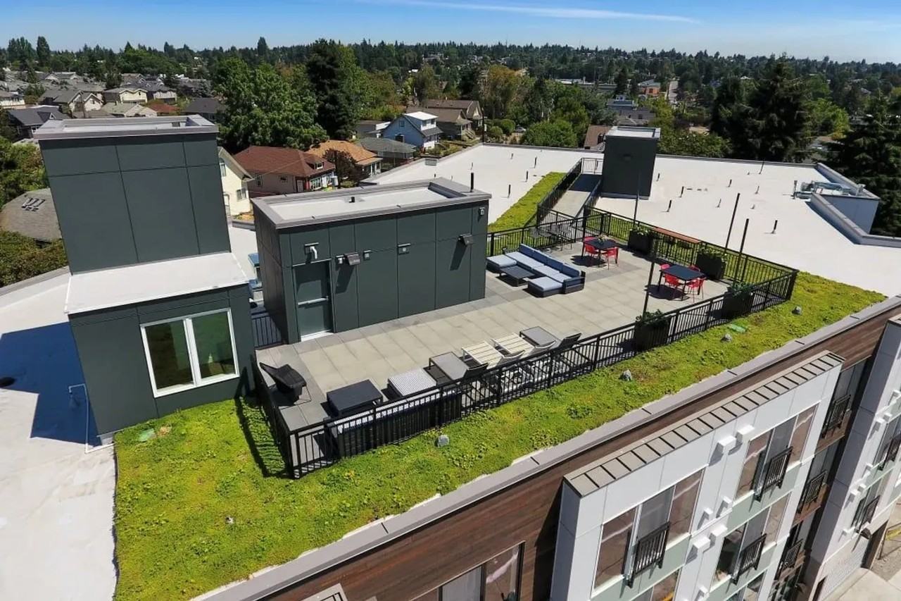 The Crew Apartments; A Green Lake Gem! - Photo 7 of 13