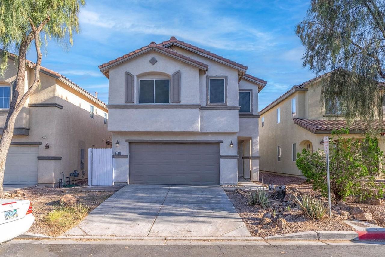 6469 Abbey Door Ct - Photo 2 of 46