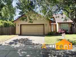 featured image of 2976 Grizzly Dr