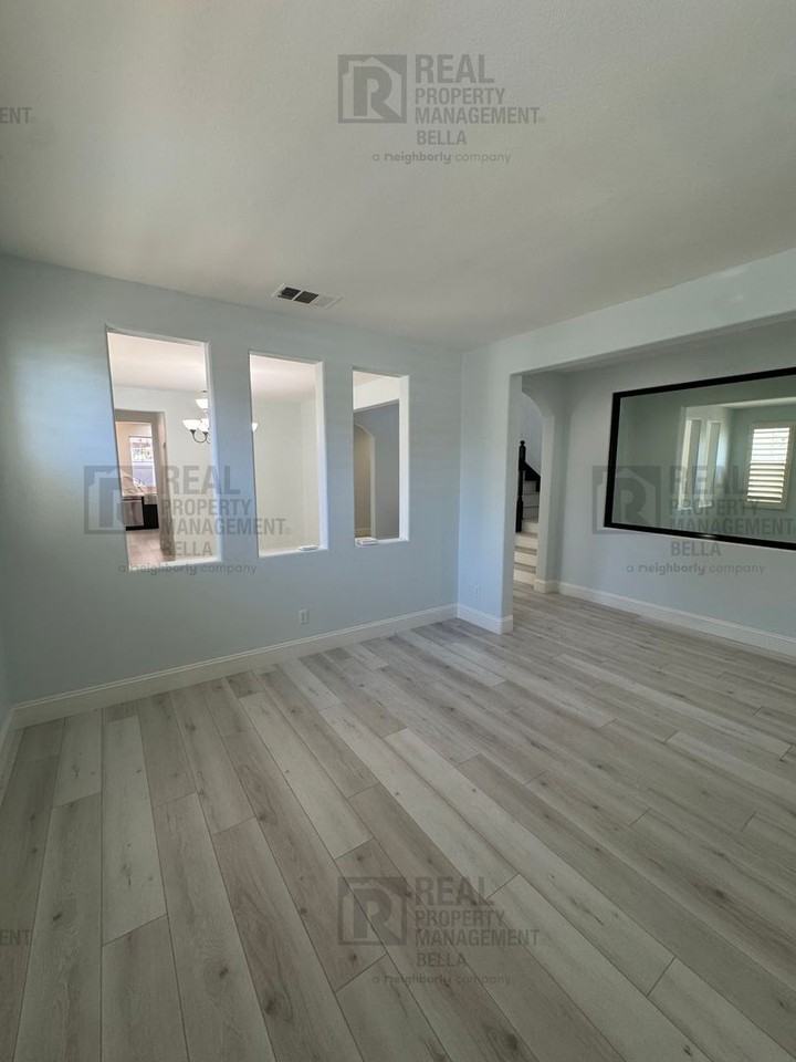 36909 Wax Myrtle Pl - Photo 5 of 50