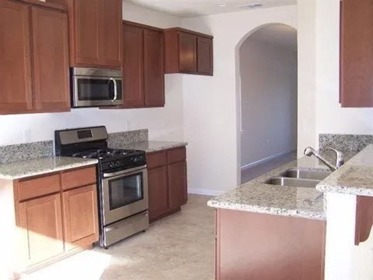 2092 Moss Glen Loop - Photo 5 of 9