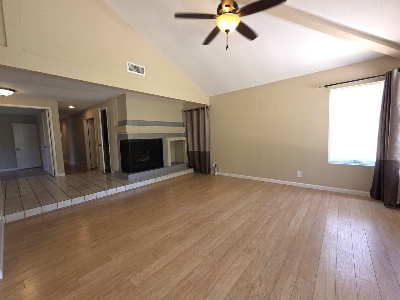 10445 La Vita Ct - Photo 6 of 37