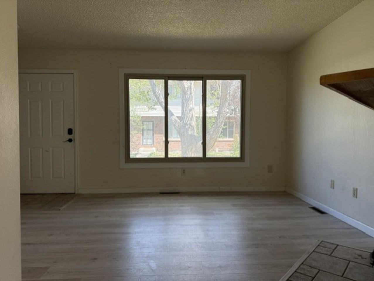6006 Osage Ave - Photo 4 of 28