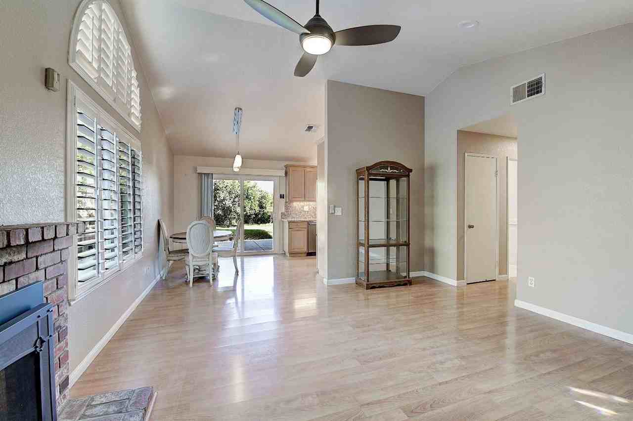 1455 Hoover Ct - Photo 6 of 34