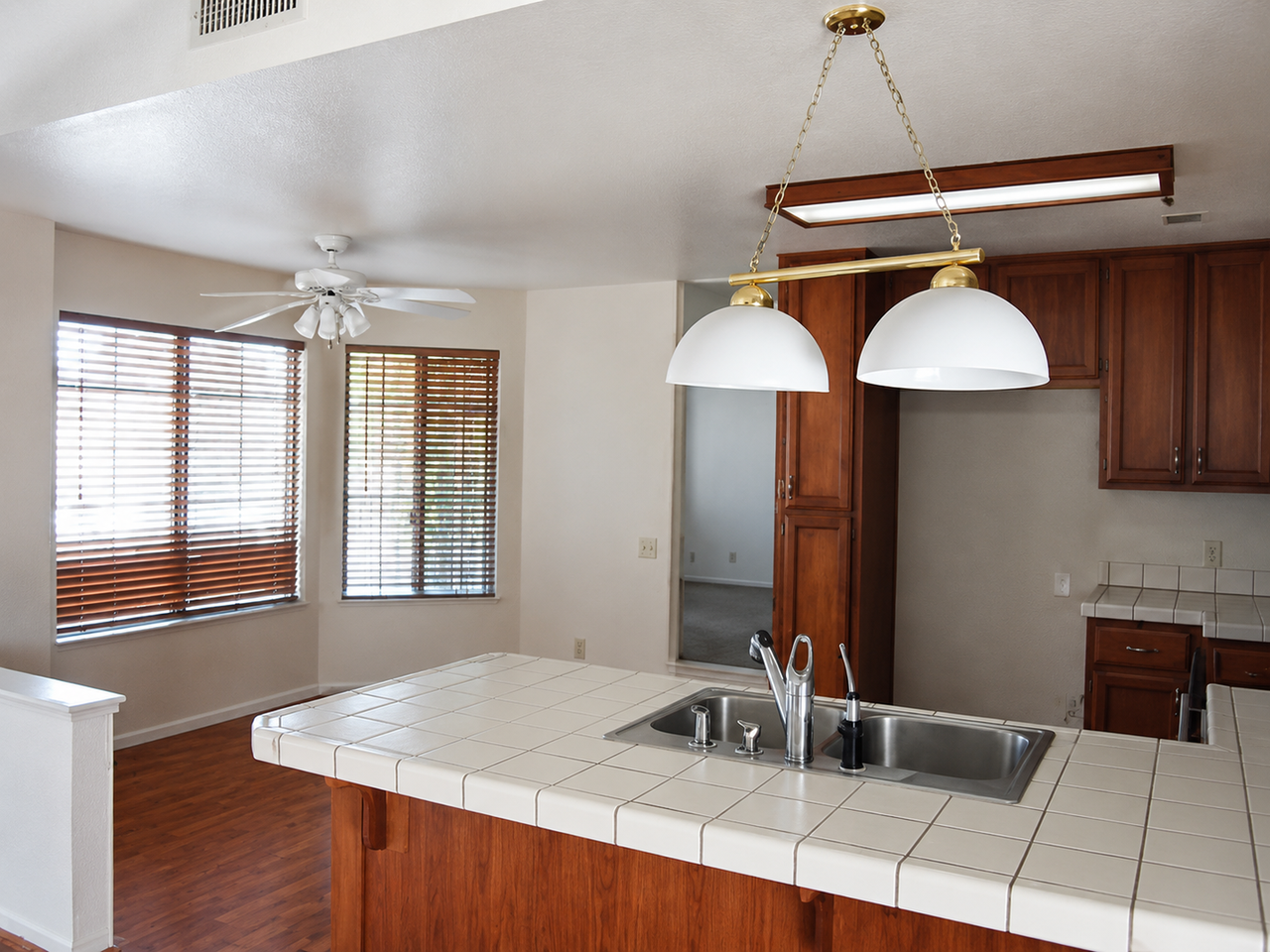 4635 Luxford Ct - Photo 4 of 6