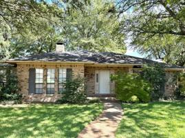 featured image of 42 Lanshire Dr