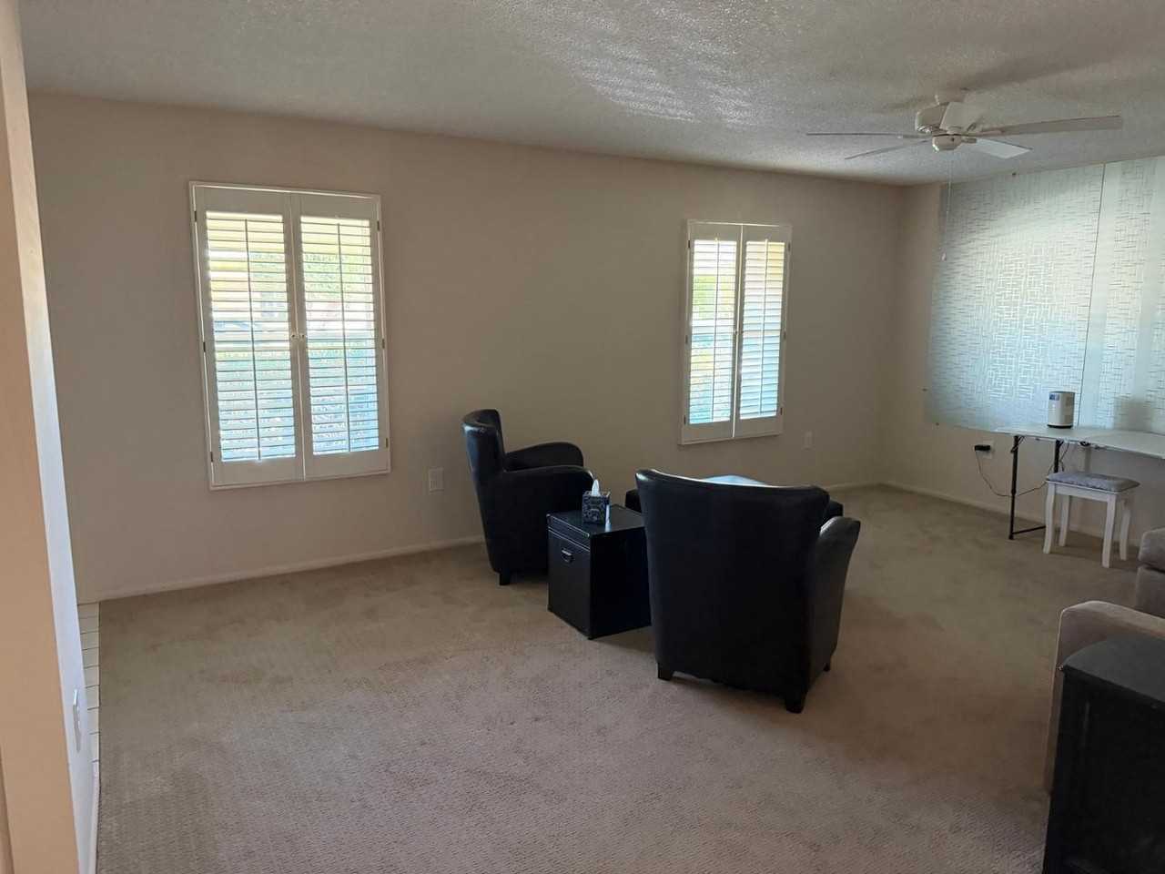9209 W Glen Oaks Cir N