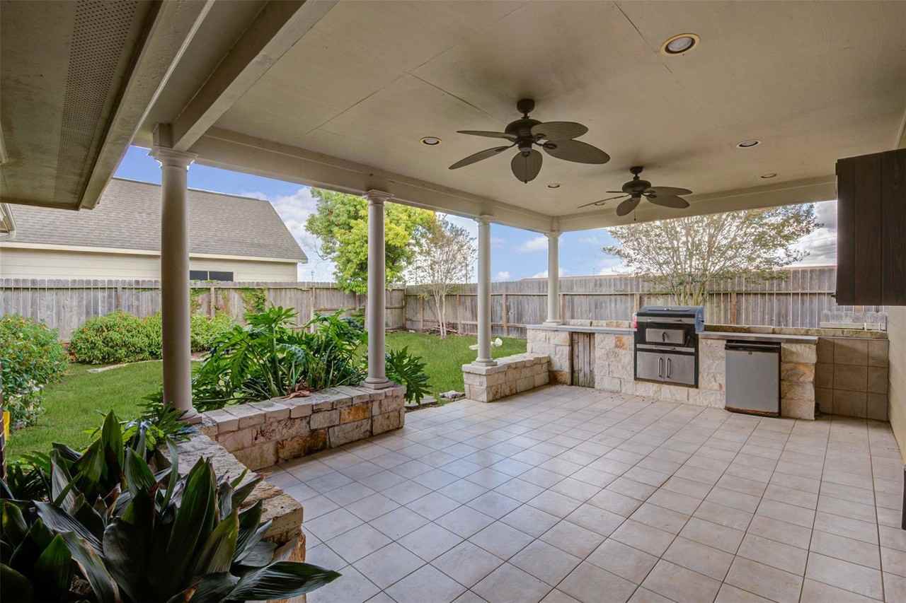 Kerr Ln - Photo 2 of 8