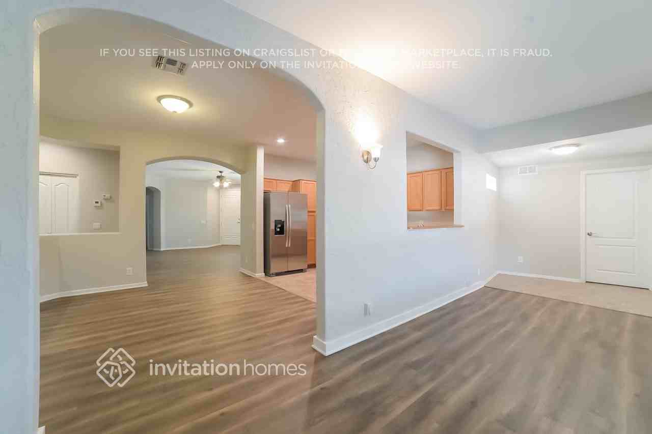 8709 N 58th Ln - Photo 4 of 16
